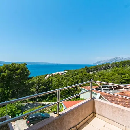 Apartments With A Parking Space Brela, Makarska - 16596 Exterior photo